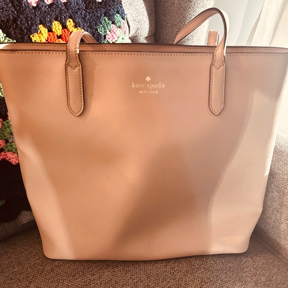Kate Spade light pink large tote style bag - Picture 2 of 2